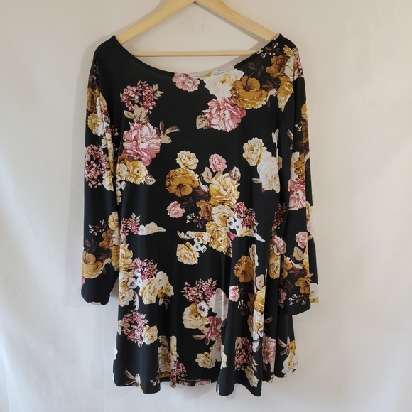 torrid Tops - TORRID Black Floral Faux Wrap Long Sleeve Tie Waist Top 4X Boho Fall Cottagecore